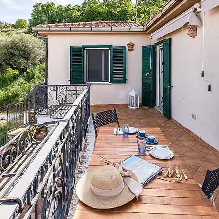 2 Bedroom Gorgeous In Appartamento